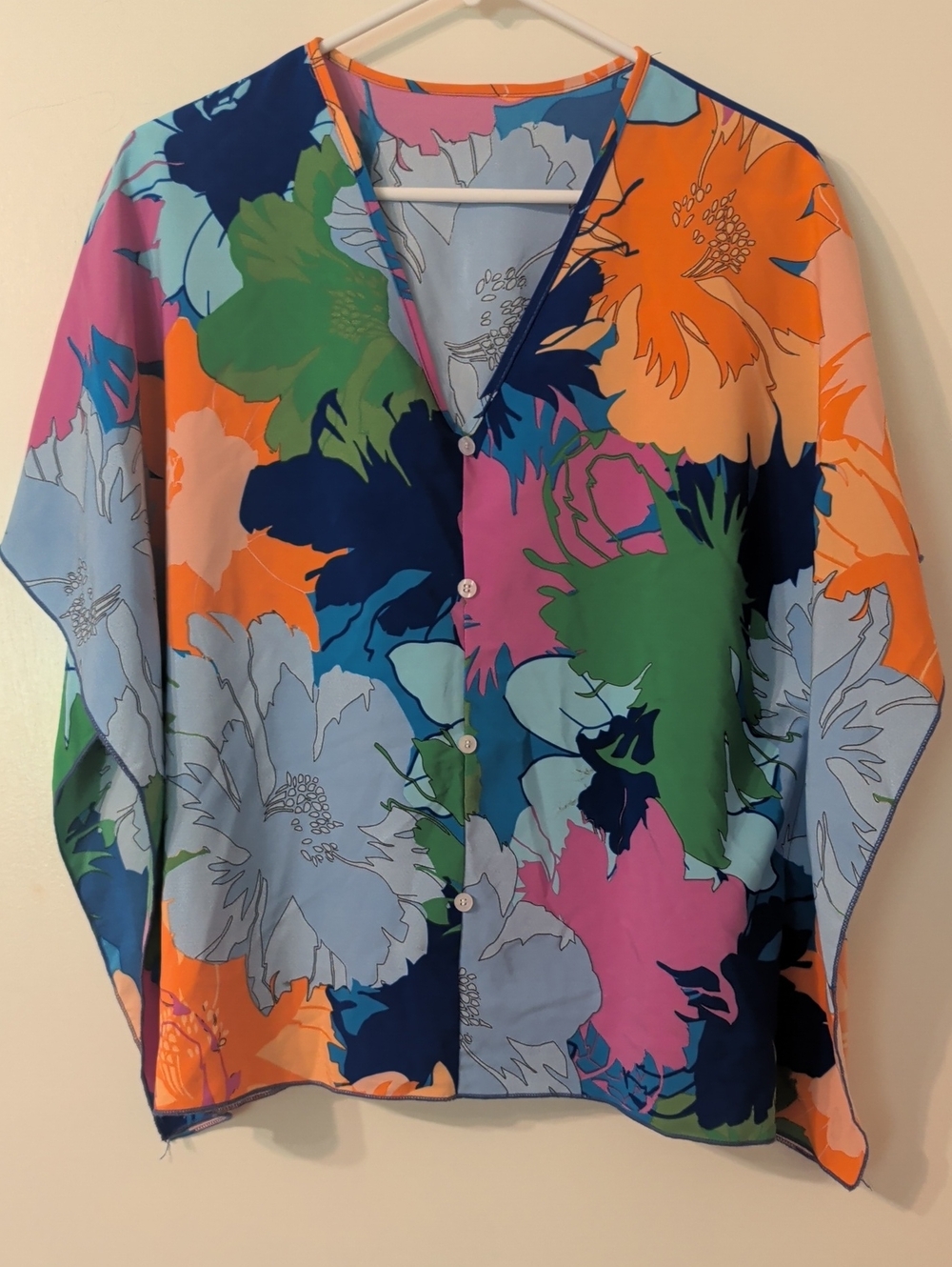 Vibrant Floral Button-Front Blouse in Multicolor, Size S-M